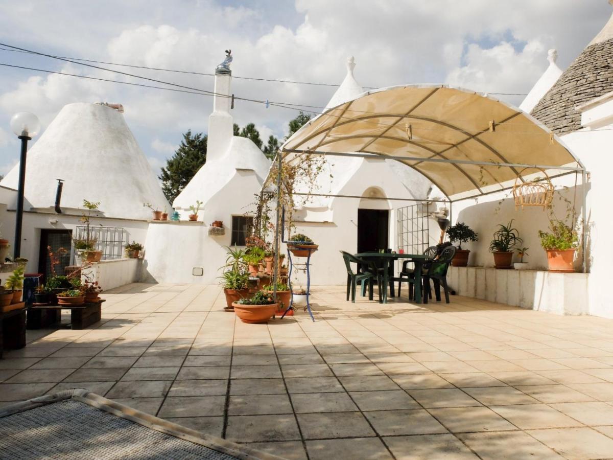 Вилла Trullo Chiari Di Bosco Мартина-Франка Экстерьер фото