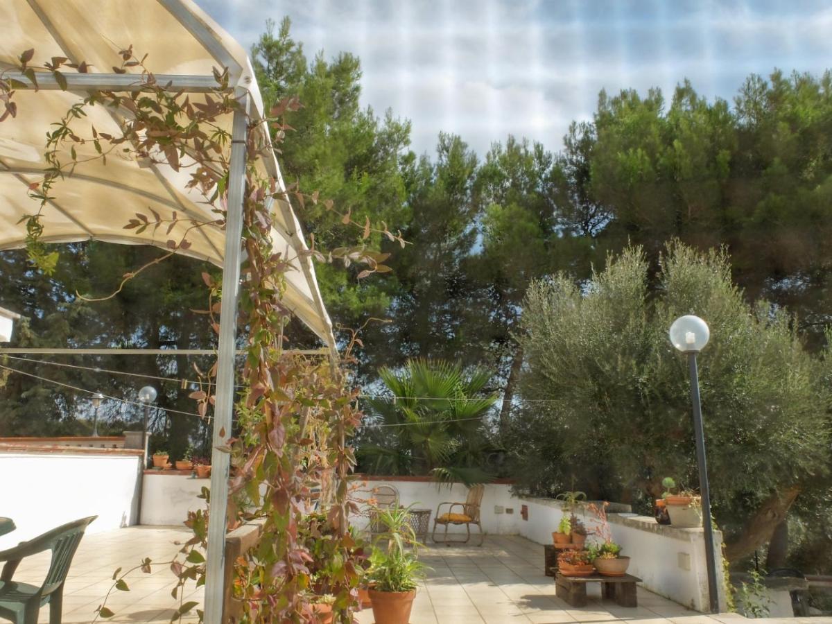 Вилла Trullo Chiari Di Bosco Мартина-Франка Экстерьер фото