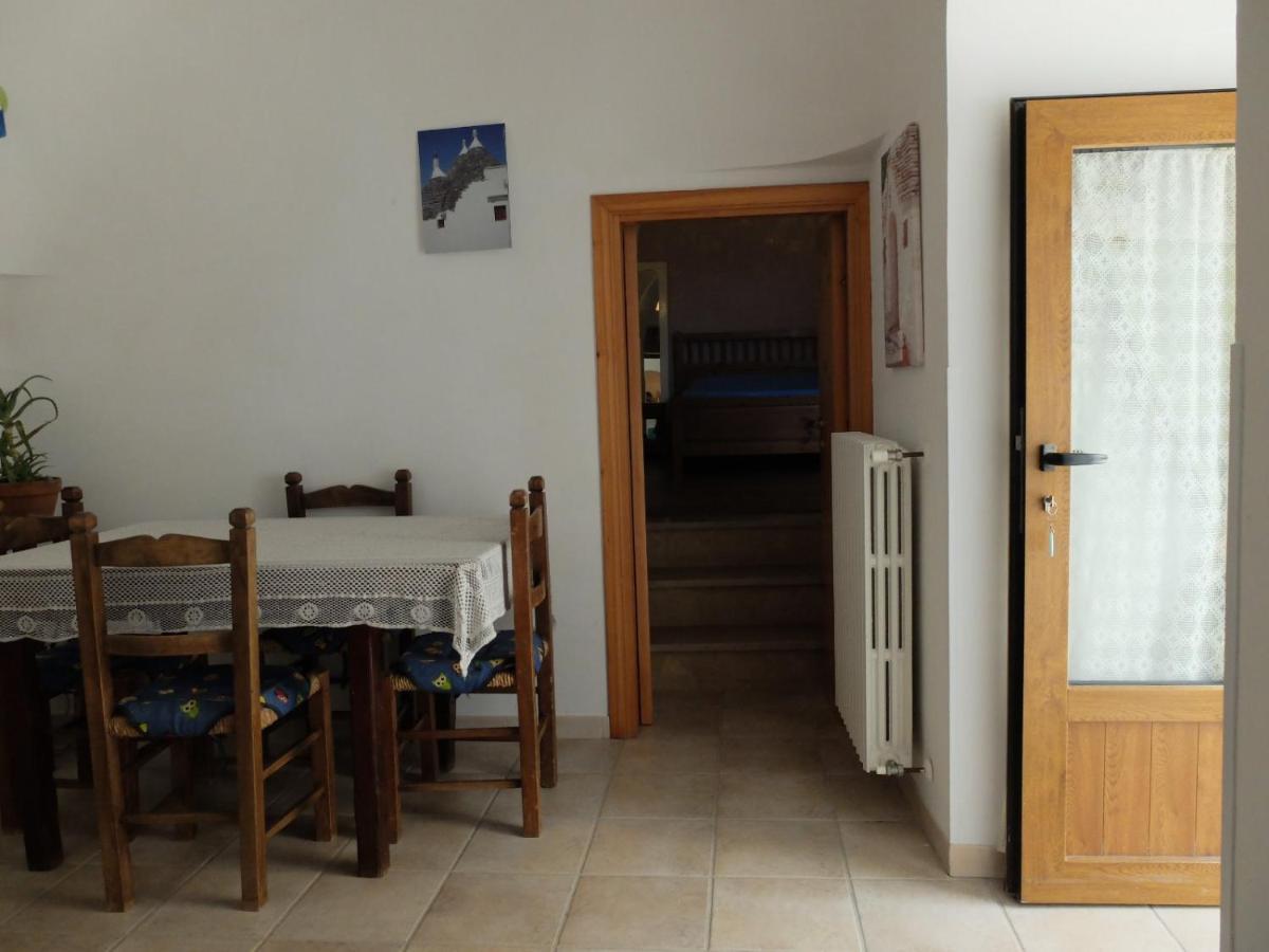 Вилла Trullo Chiari Di Bosco Мартина-Франка Экстерьер фото